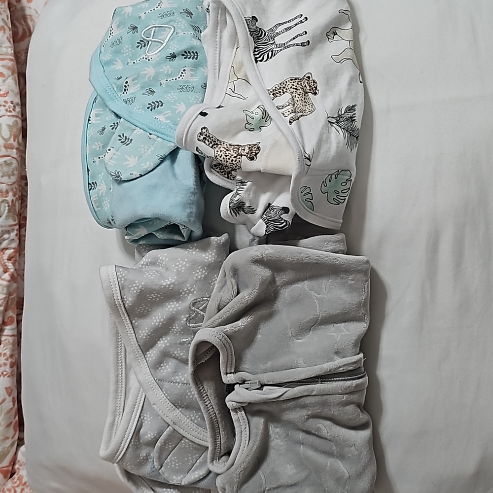 4 Swaddlers